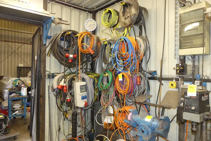 Konvolut Kabel